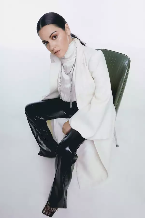 maite-perroni-sigue-creciendo-actriz