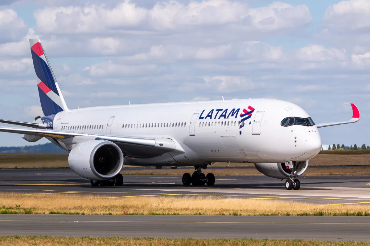 latam-airlines.jpg
