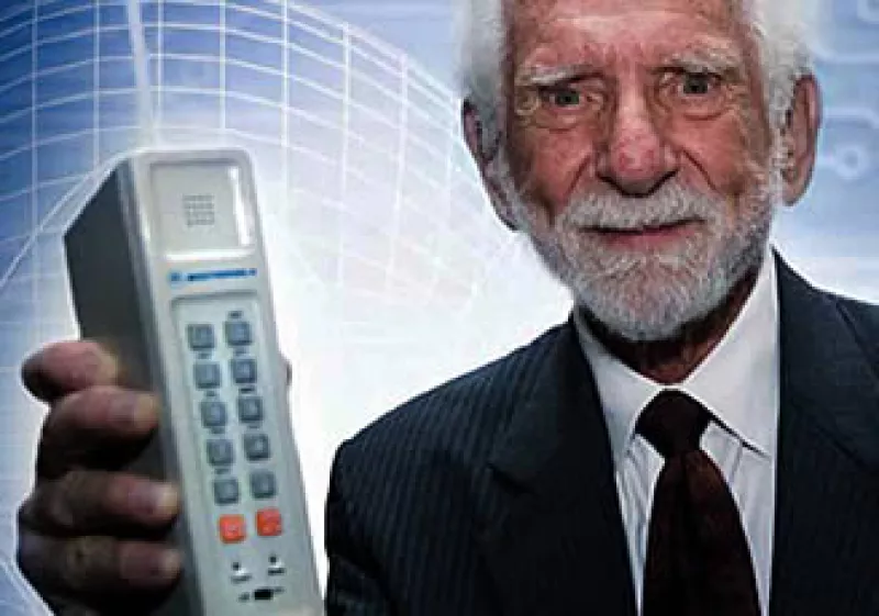 Martin Cooper es un simpático personaje que, sorprendentemente, no usa iPhone. (Foto: Max Olvera)