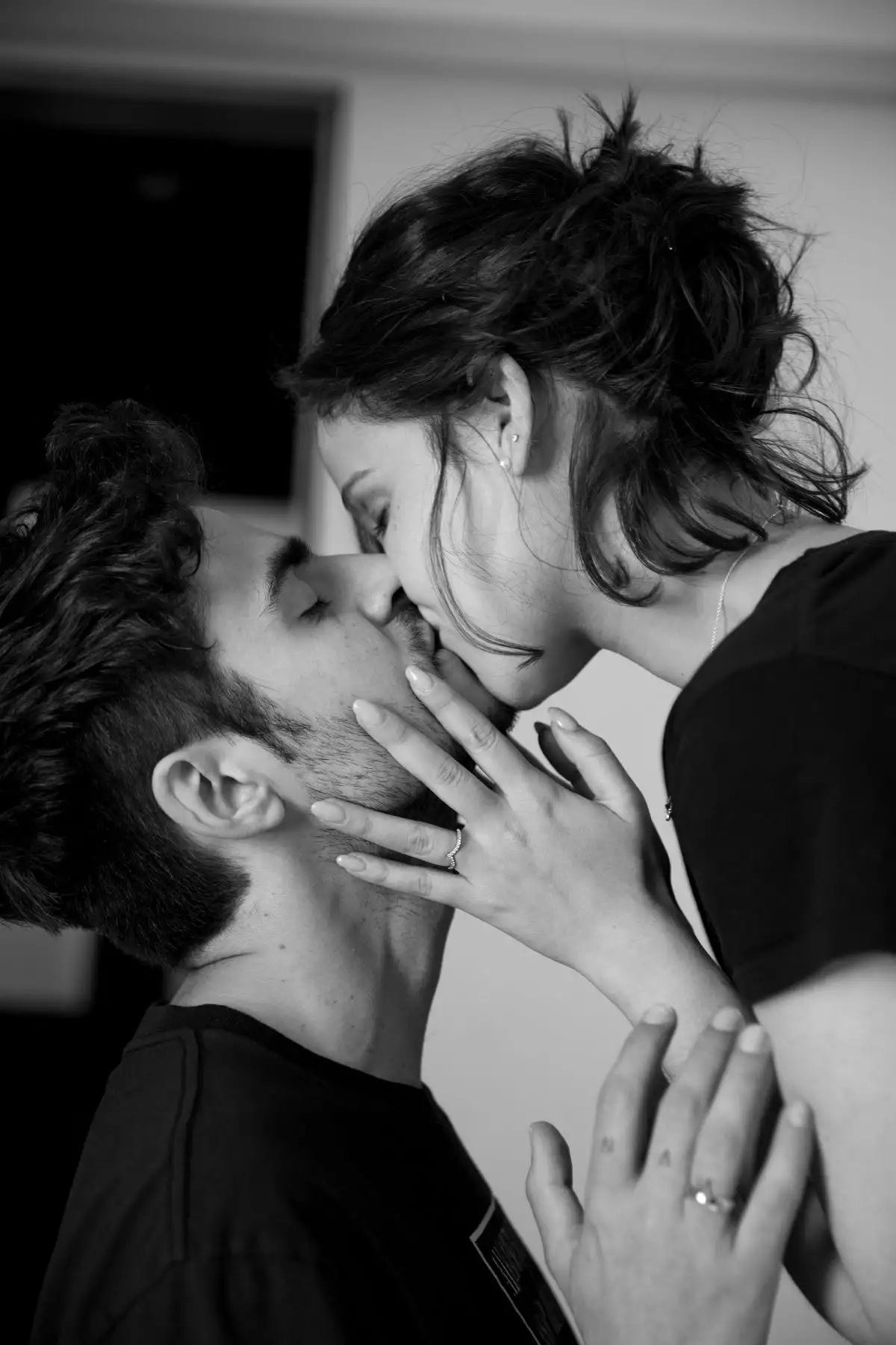 Yago González y Natasha Dupeyrón