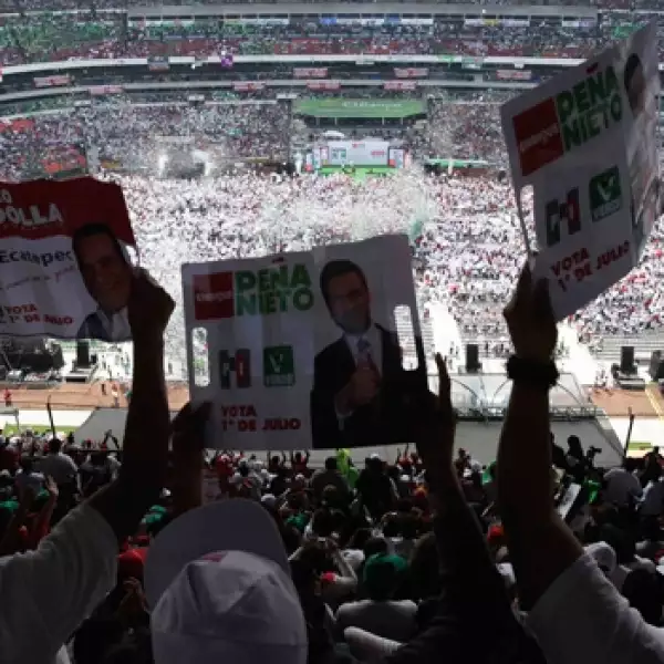 Peña Nieto Estadio Azteca 13