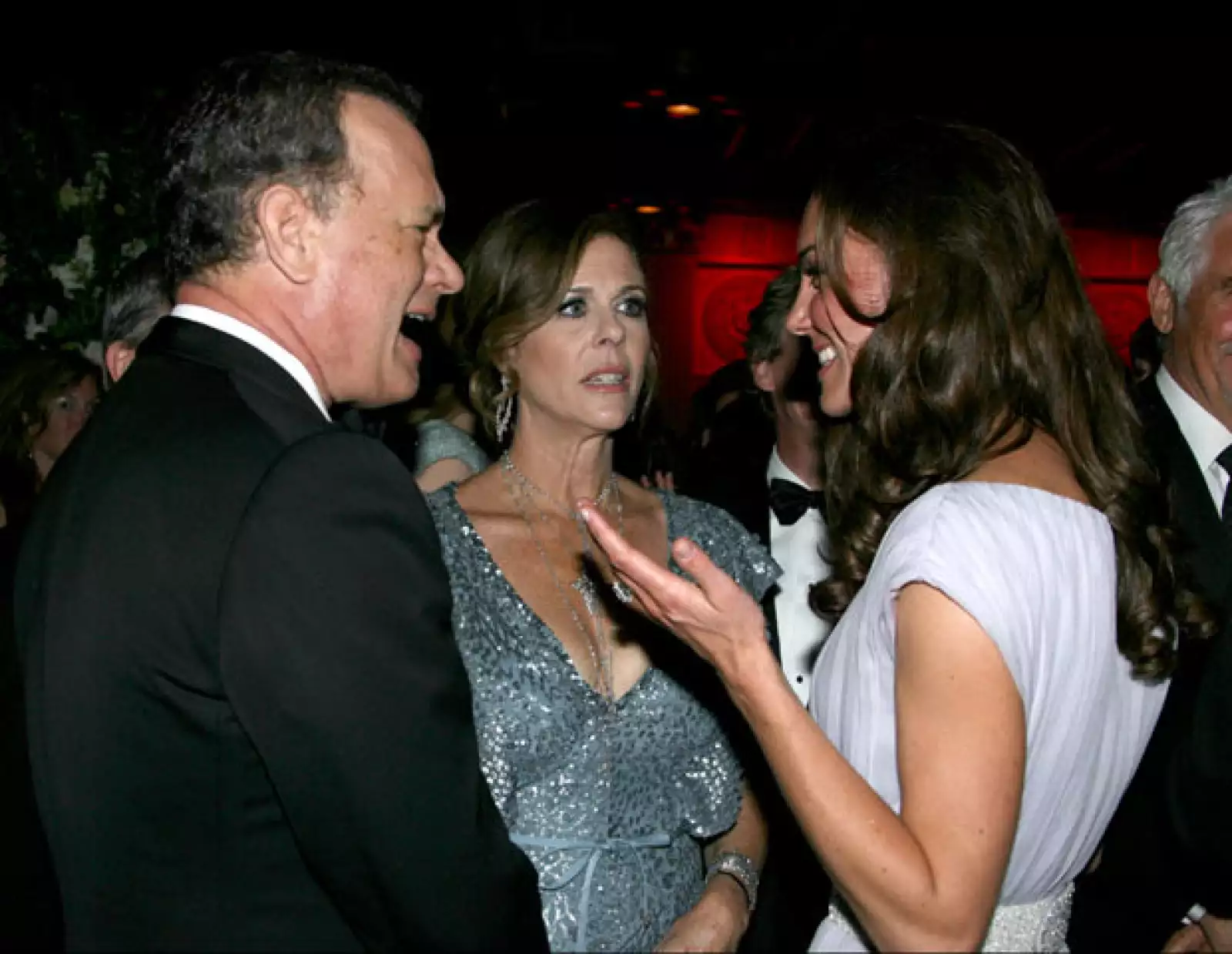 Kate Middleton se vio muy feliz de conversar con Tom Hanks y la esposa de éste.