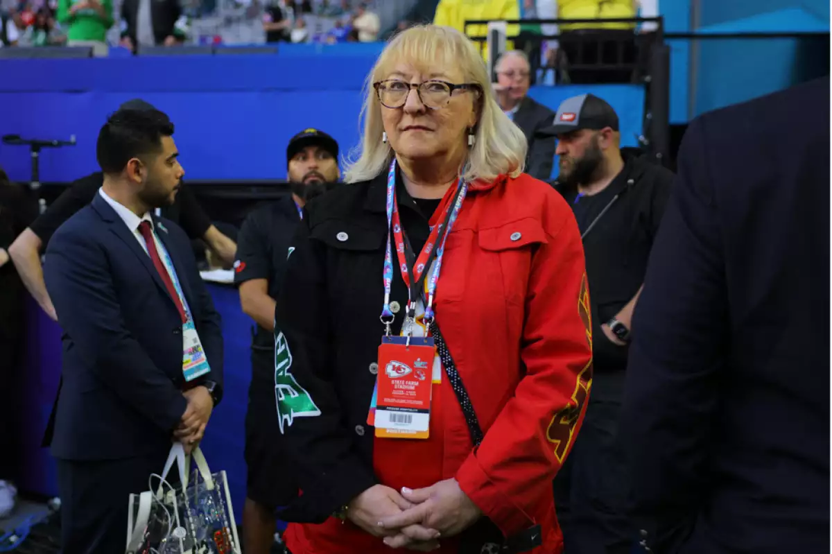 Donna-Kelce-Super-Bowl