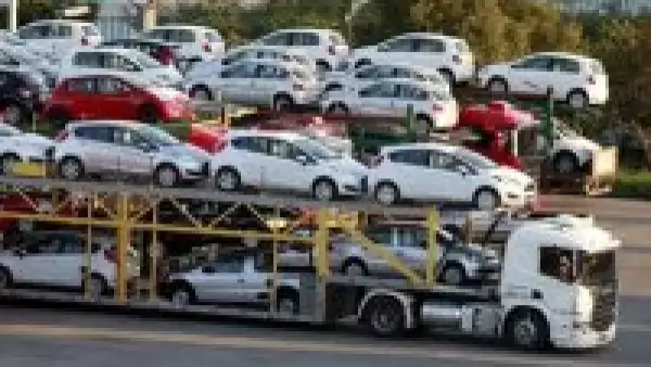 Las exportaciones de la industria automotriz cayeron 1.96% en febrero, según el INEGI