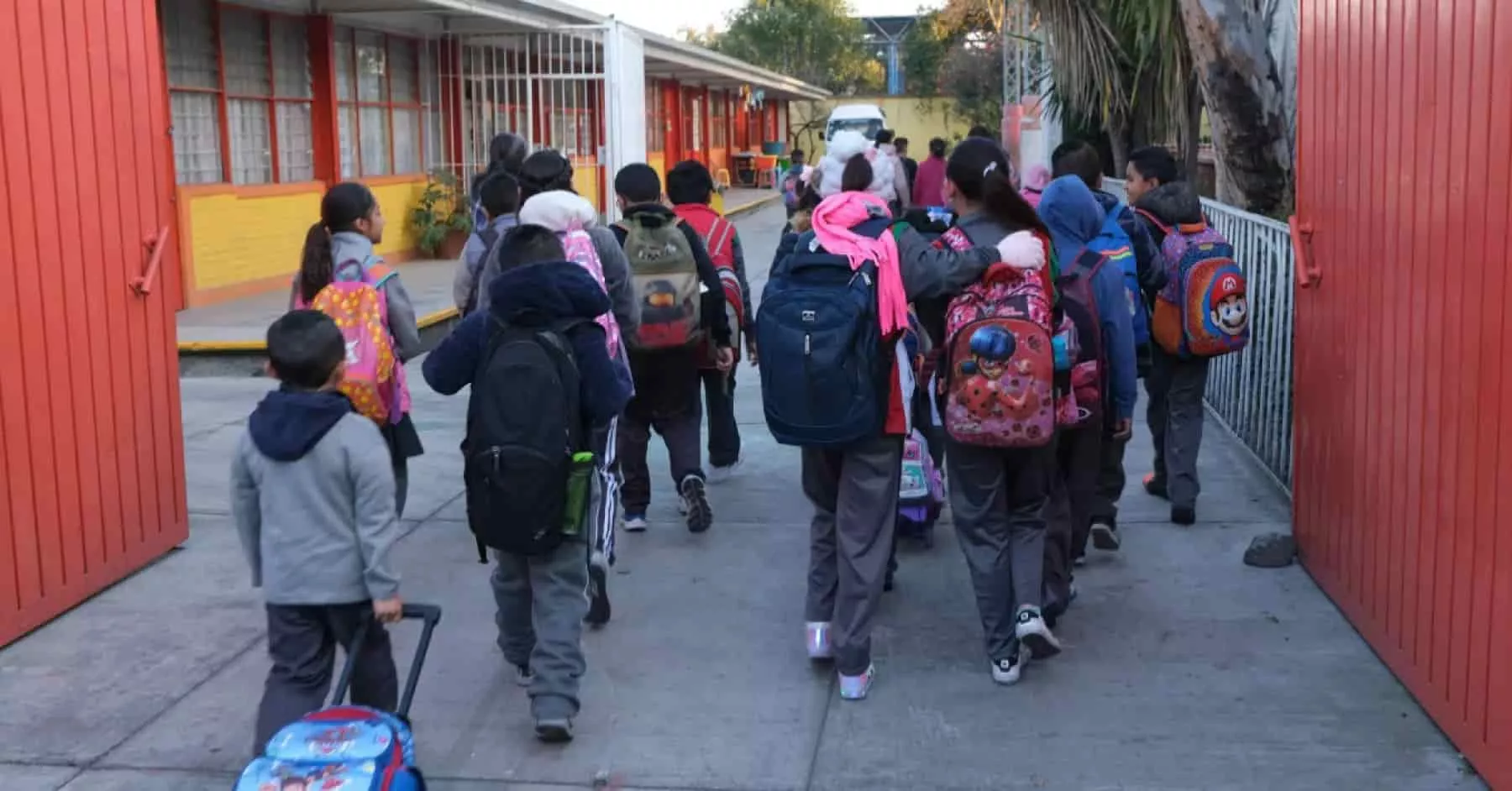 que dia entran a clases en enero 2024 calendario sep 23-24