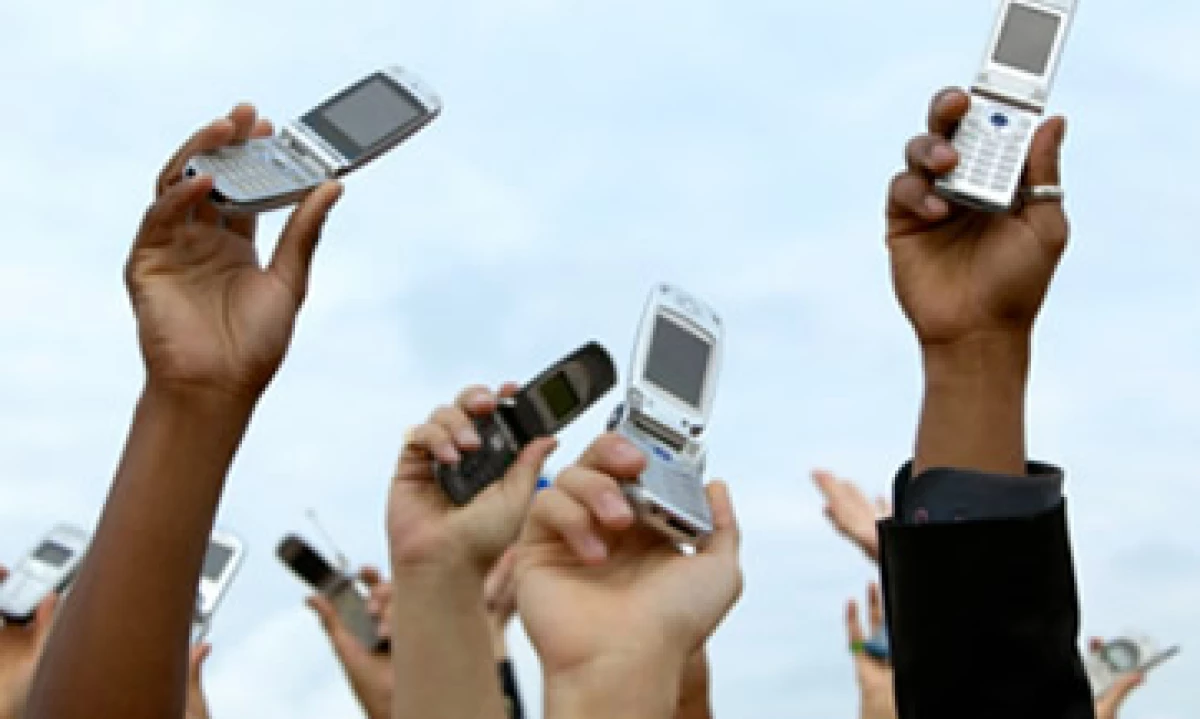 La mitad de los nuevos usuarios en 2011 se conectaron a redes 3G, tecnología que permite navegar por Internet con gran velocidad. (Foto: Thinkstock)