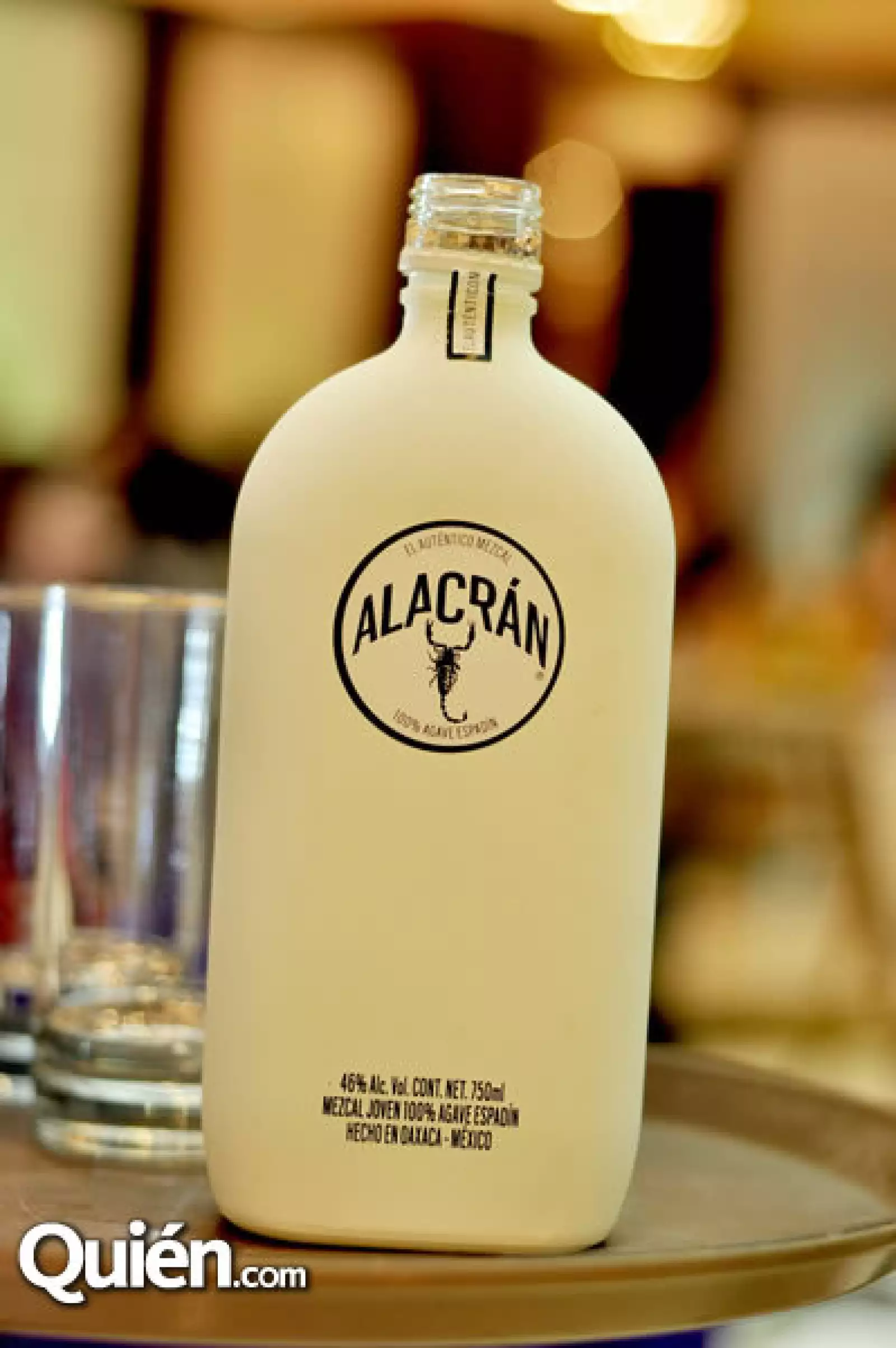 Tane presenta Cata del Mezcal Alacrán en el Palacio de Hierro