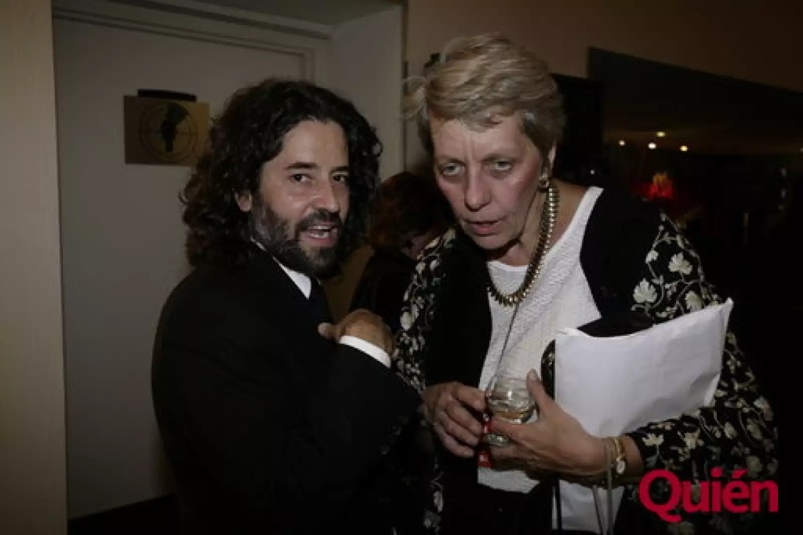 Felipe Fernández, Donna Roginski