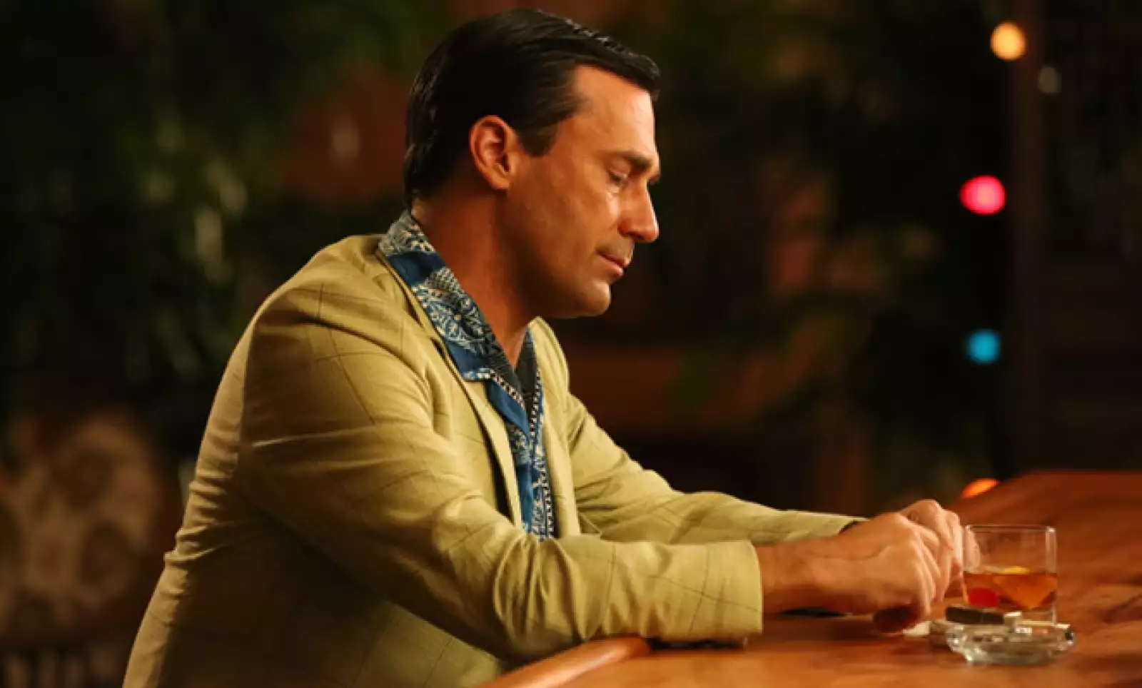 Para la sexta temporada de Mad Men, Don Draper adoptó un estilo más fresco, con corbatas y trajes coloridos.