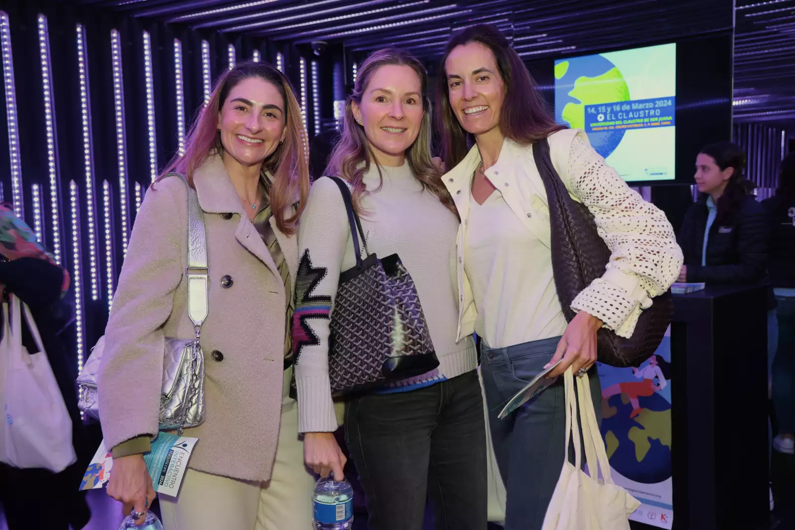 Ana Paulina Sota , Maricela Osio y Fernanda Velasco 