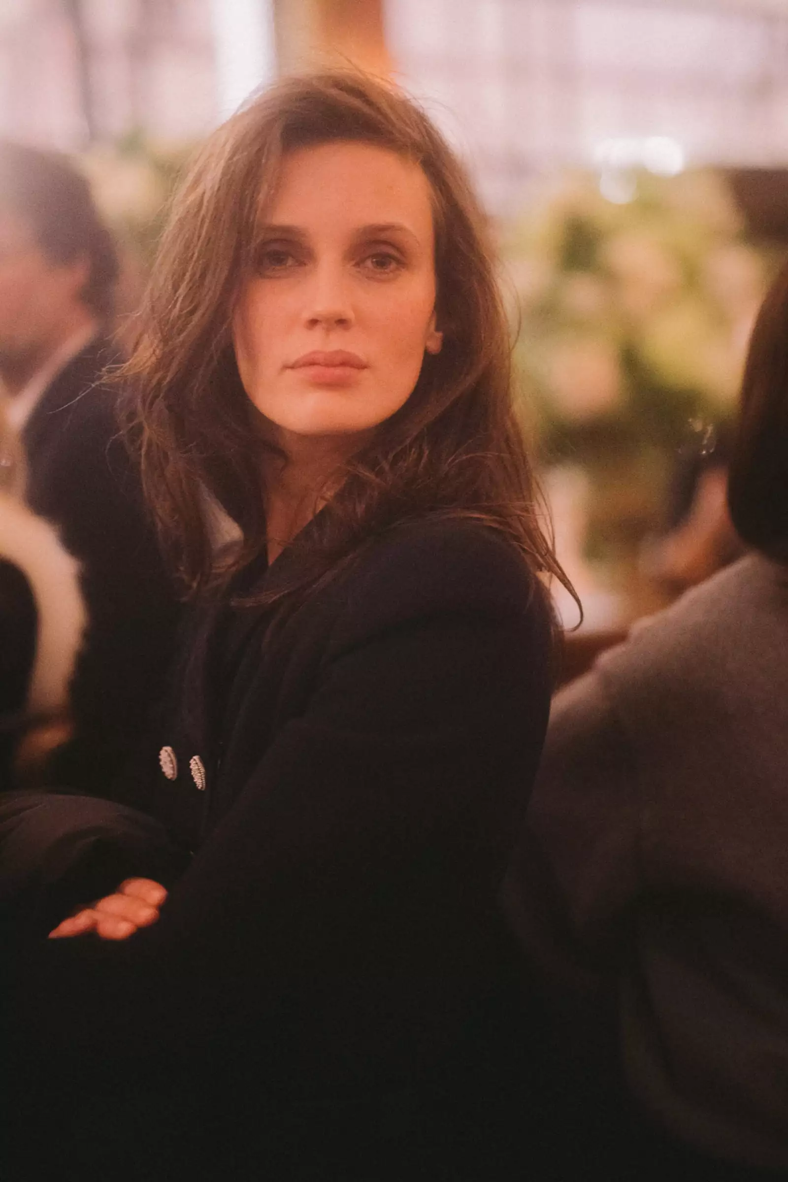 06_Marine_VACTH_CHANEL_Metiers_d_art_Show_2019_20_2_06.jpg