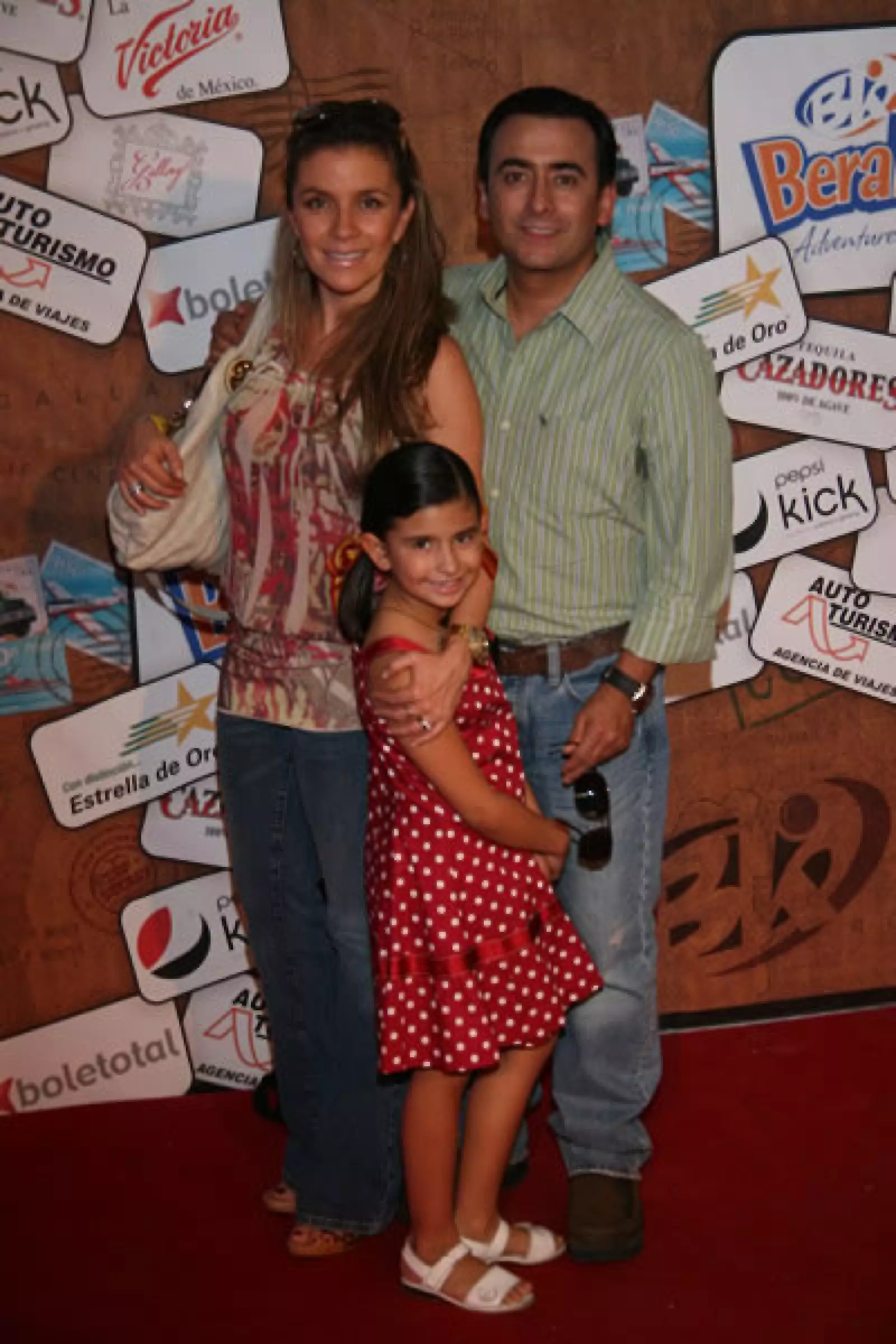 Concierto Alejandro Fernández, Beraka.