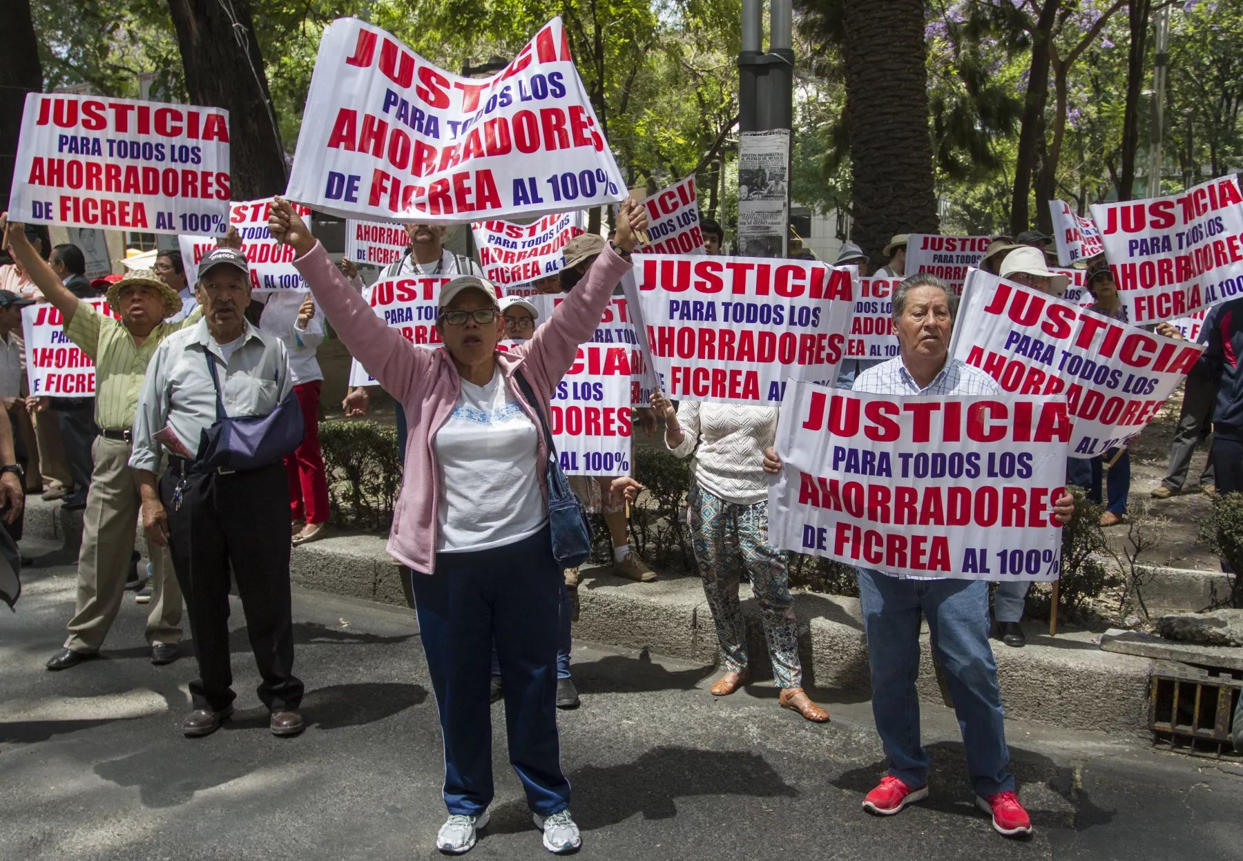 Ficrea_Protesta_PGR-3.jpg