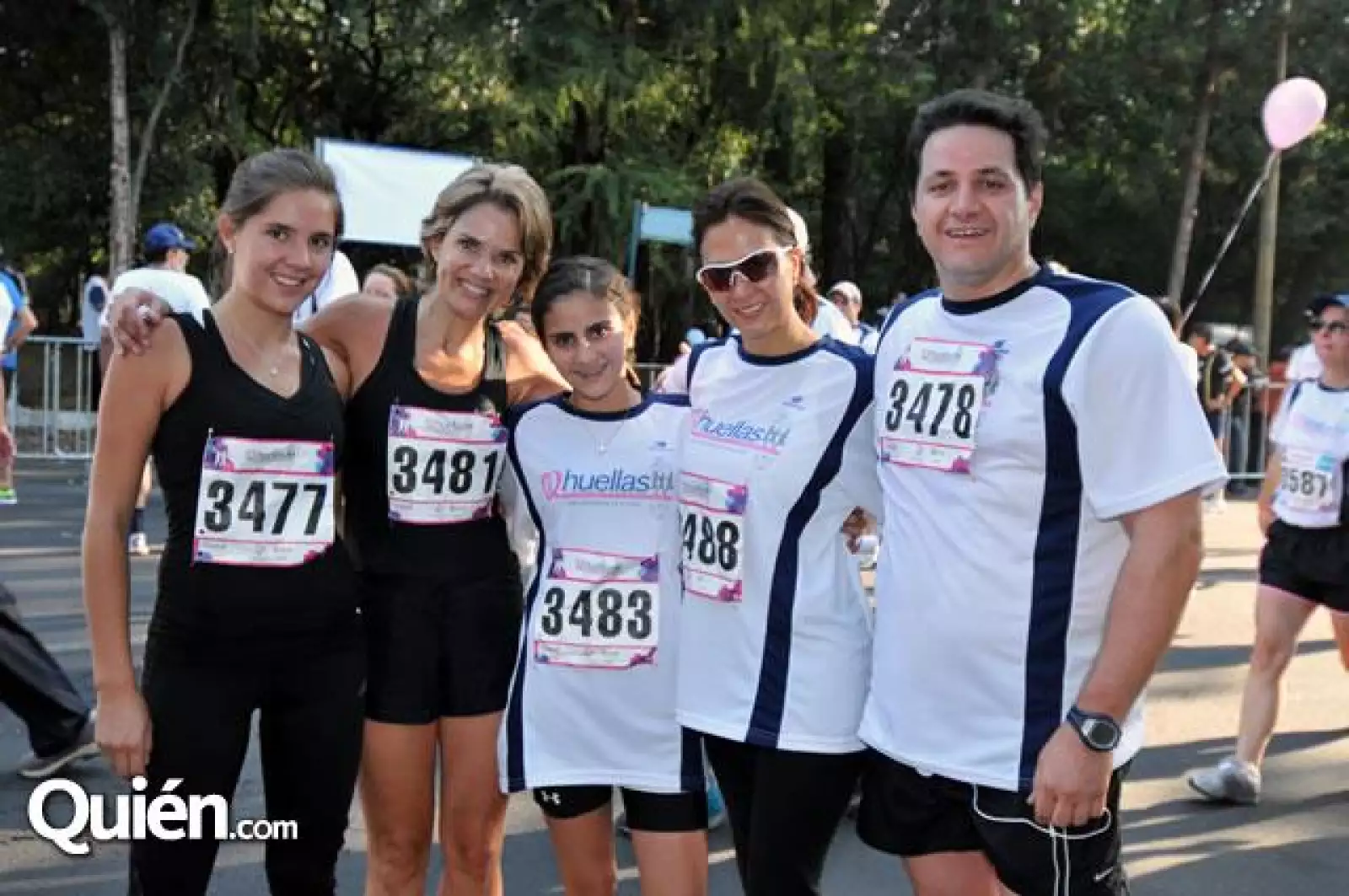 Renata García,Adriana Ballesteros,Ambra Salomón y Elías Salomón