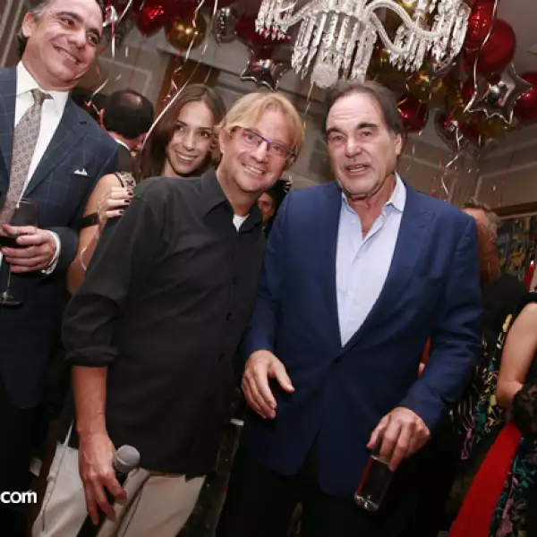 Andres Roemer,Oliver Stone