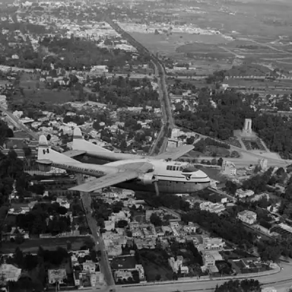 La compañía cerró 1970 con utilidades y un total de 1.28 millones de pasajeros.