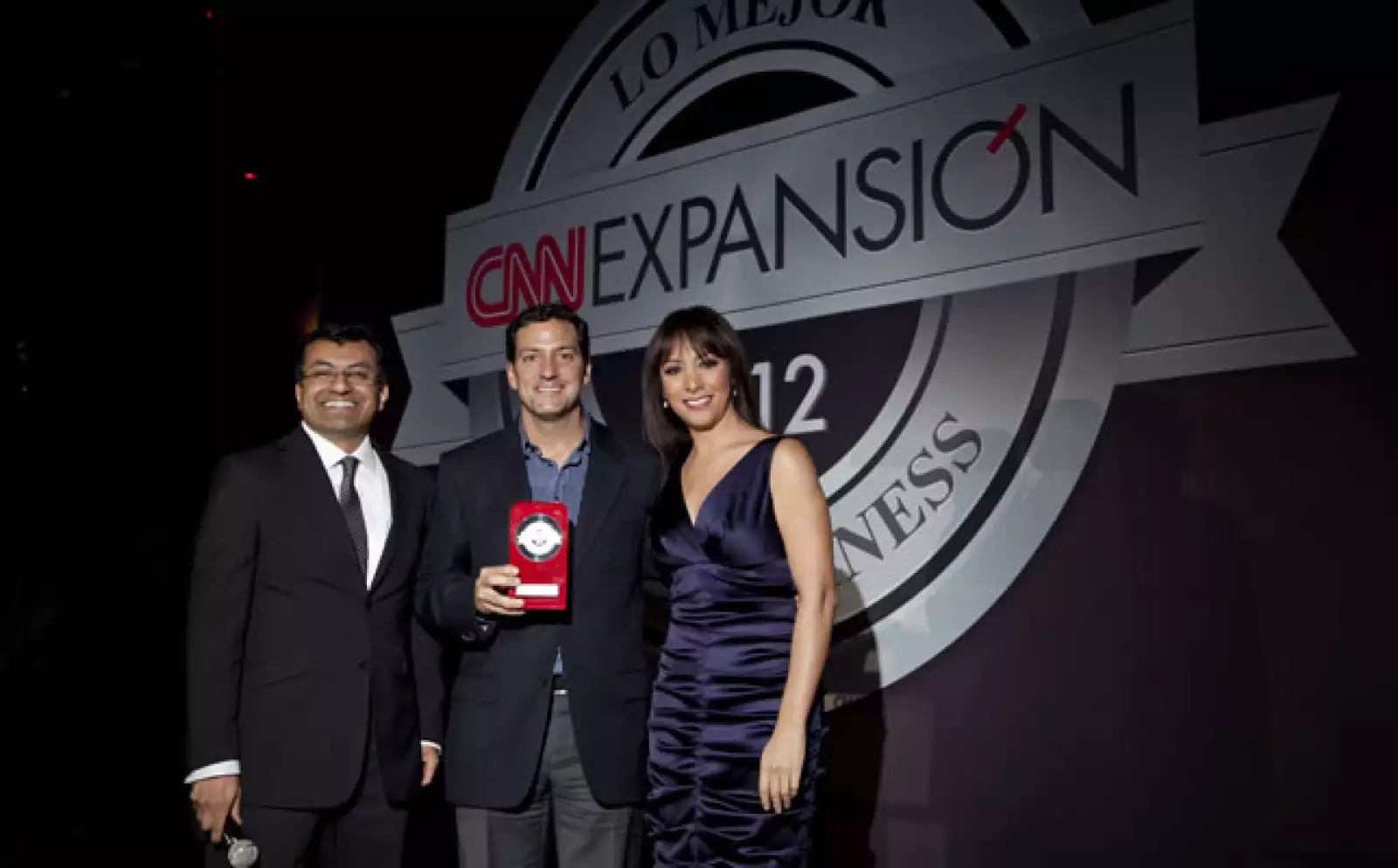 Gerardo Rojas, director general de Domino’s Pizza recibió el premio a lo Mejor del e-Business en categoría Comercio.