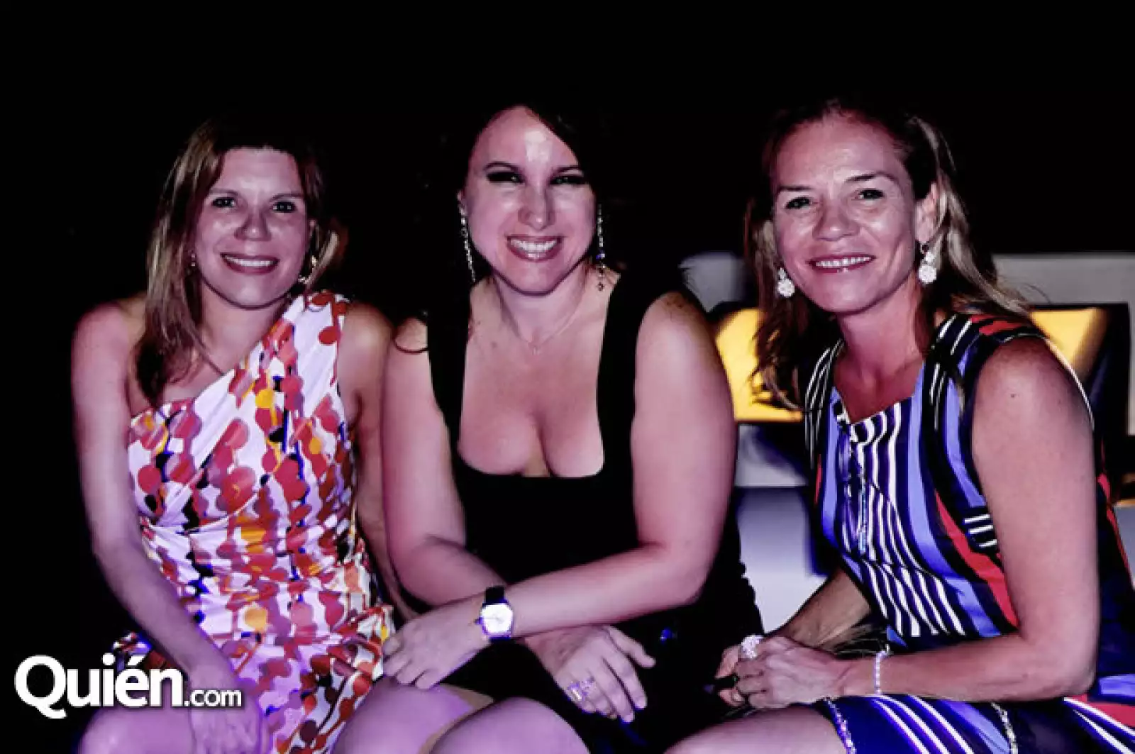 Alejandra Benavides, América Flores y Vicky Benavides