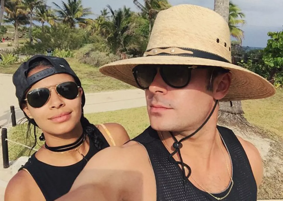 Sami Miró y Zac Efron pasean su romance en México.