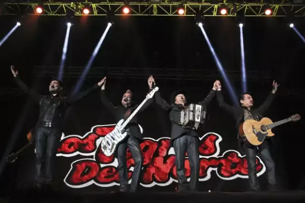 El tercer día de este festival reunió a Andrés Calamaro y a la banda dirigida por Jorge Hernández, además de las masivas presentaciones de Calle 13, El Gran Silencio y La Maldita Vecindad.