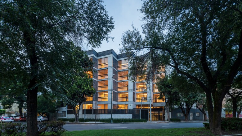 Edificio Camarones, a detalle