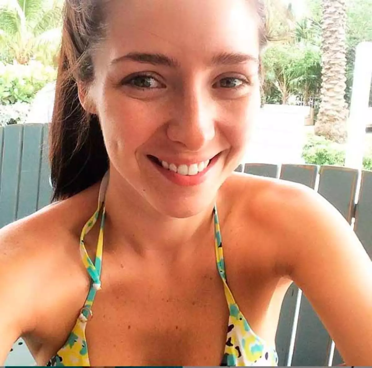 Segura de su belleza, la actriz compartió esta selfie sin una gota de maquillaje.