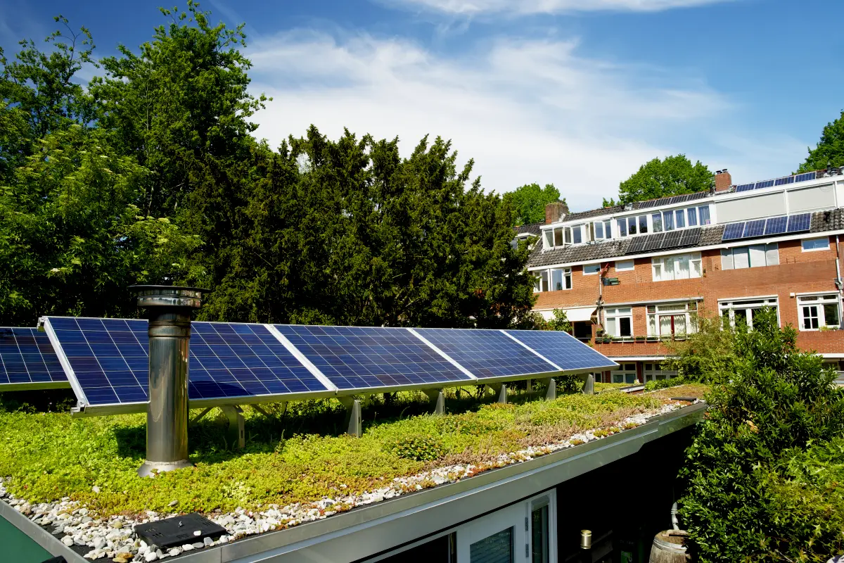Paneles solares en vivienda como elemento para hacerla más sustentable