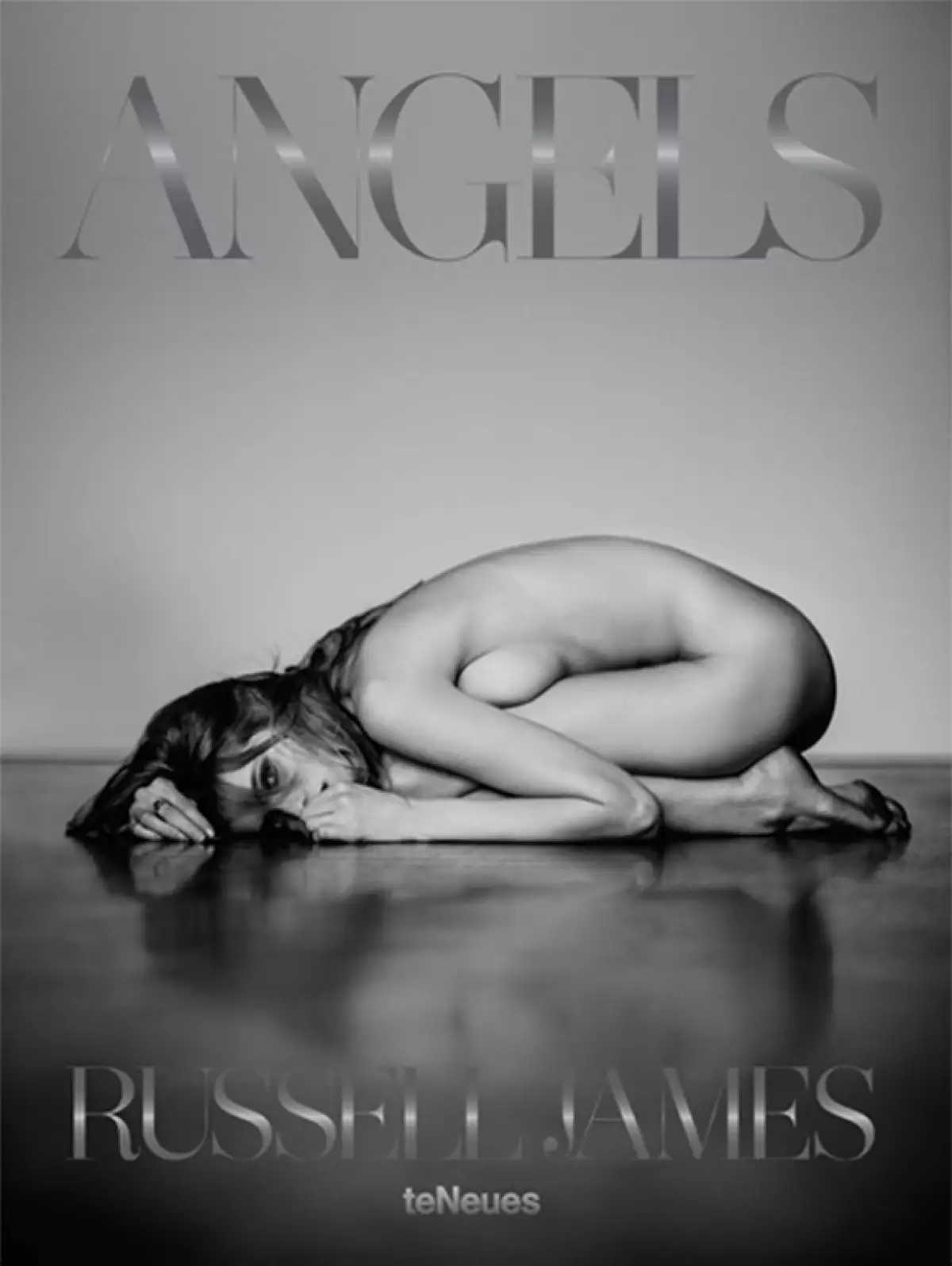 Esta es la portada del libro de 304 páginas.