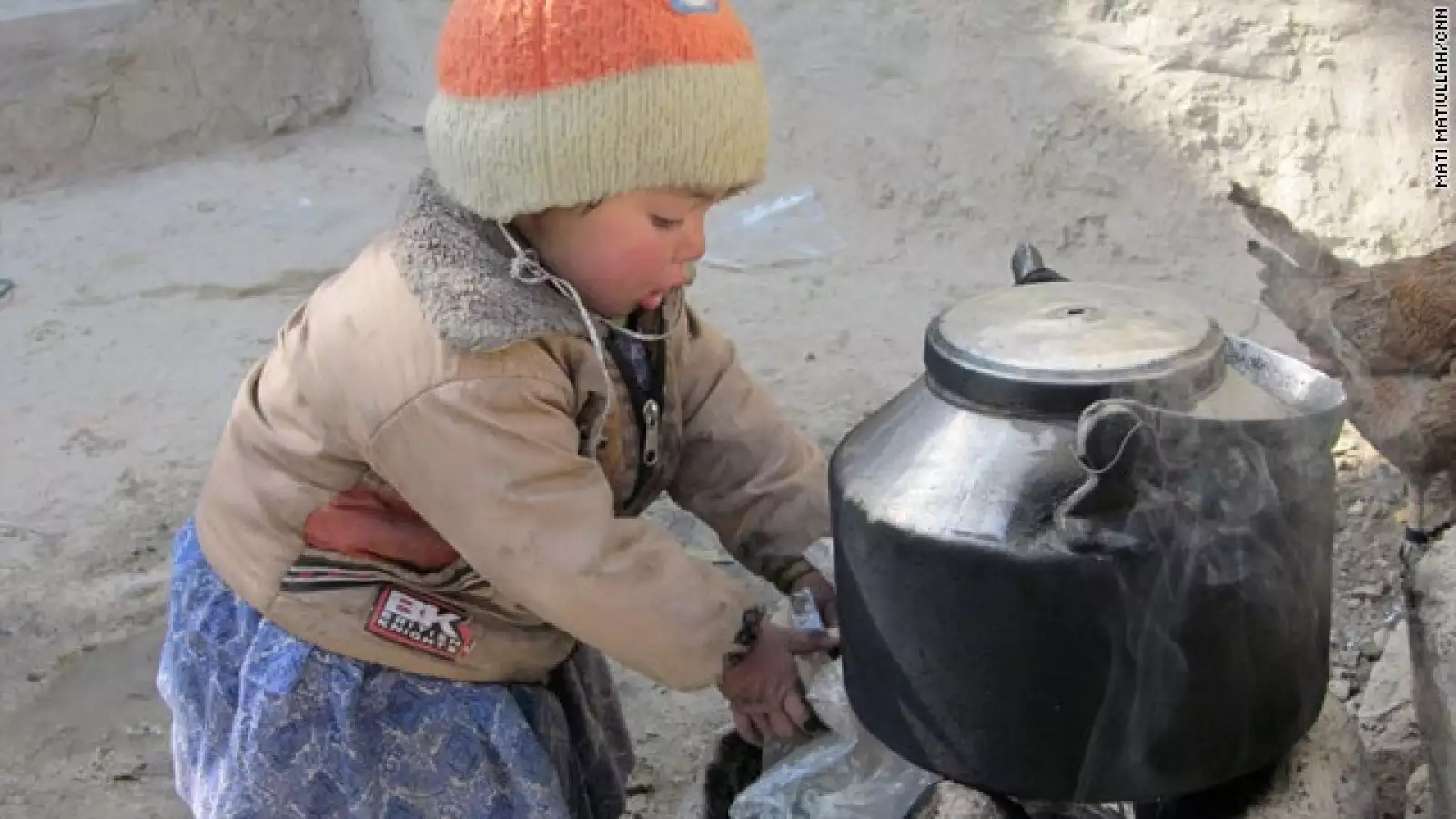 Afganistán - niña pepenadora