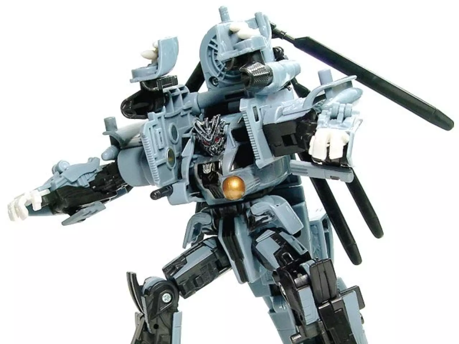 En 1982 Hasbro compró los derechos de los Transformers a Takara, quien se encargaba de su producción en Japón. El éxito de los juguetes hizo que la imagen se aprovechara en otros medios: cómic, animación, cine y videojuegos. En 1984 salió la serie.