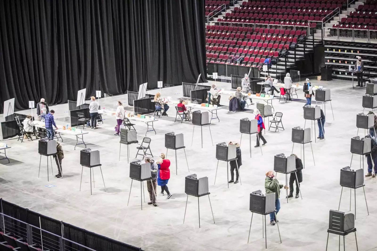 Across The U.S. Voters Flock To The Polls On Election Day