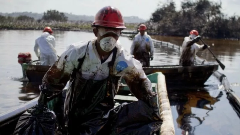 derrame de petroleo en el rio coatzacoalcos