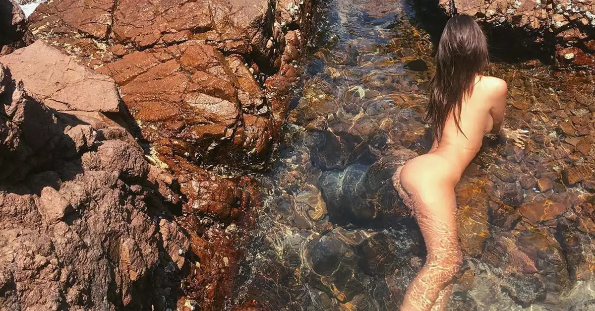 Emily Ratajkowski