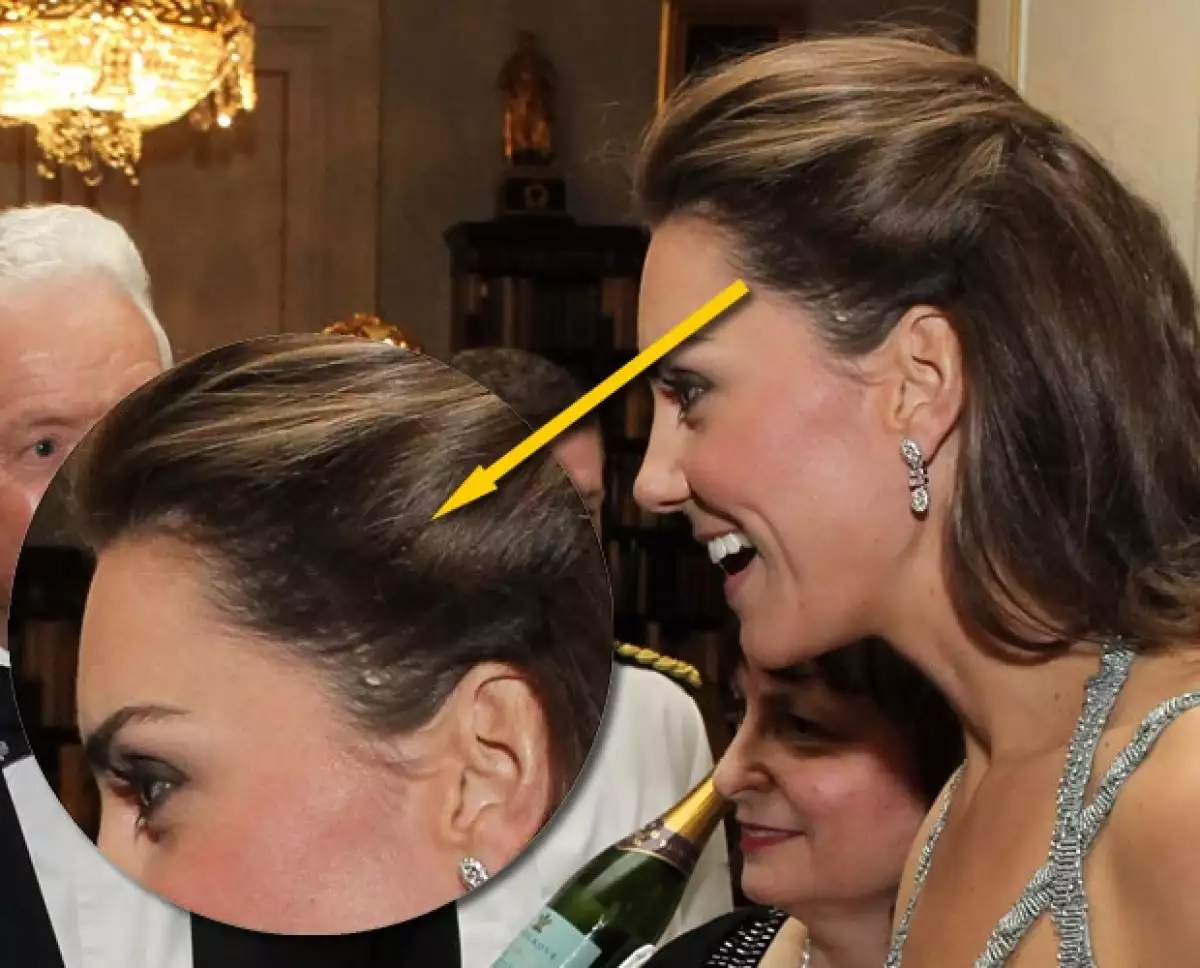 La duquesa de Cambridge acudió –por primera vez- a un evento en lugar de su suegro y para su look sofisticado usó unas, no tan discretas, extensiones de pelo.