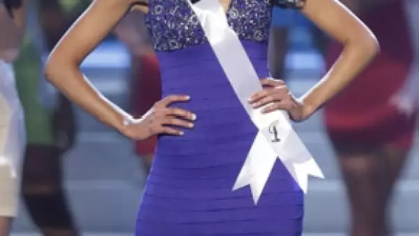 La nueva Miss Universo relata las experiencias y logros que la llevaron a ser la reina de la belleza.