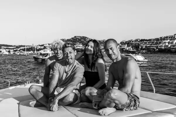 diego-dreyfus-y-chicharito-sarah-kohan.jpg