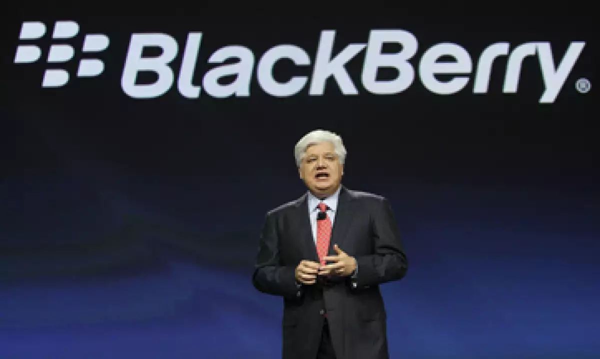 Lazaridis, quien renunció como copresidente ejecutivo de BlackBerry en enero del 2012, es conocido por su pasión por la física. (Foto: AP)