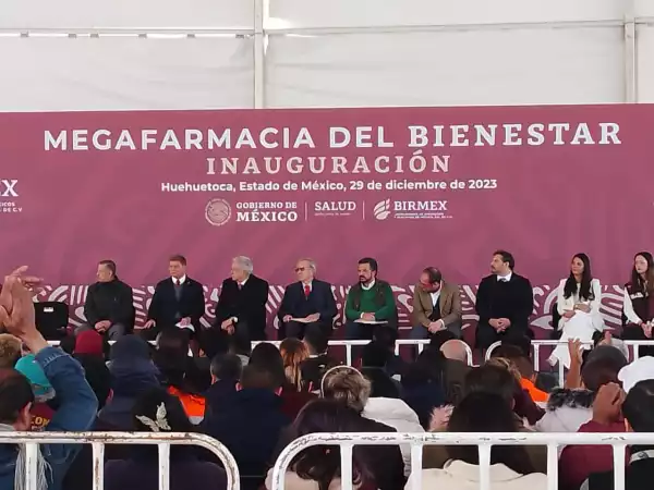inauguración-megafarmacia.jpg