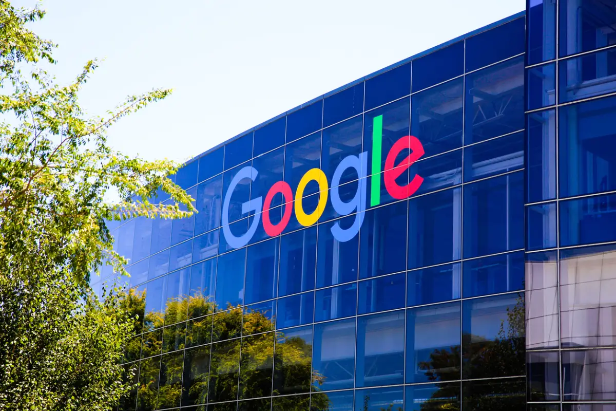 google-deepmind-reestructura-liderazgo-ia-demis-hassabis-koray-kavukcuoglu.jpg