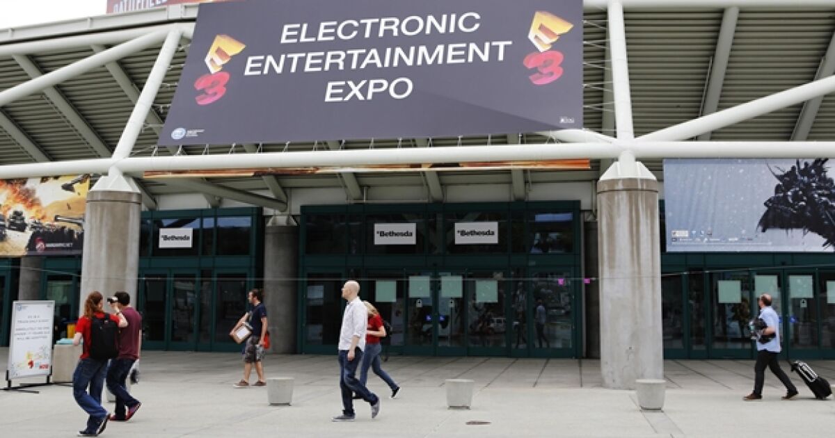 COVID-19 does it again, we will have E3 but online