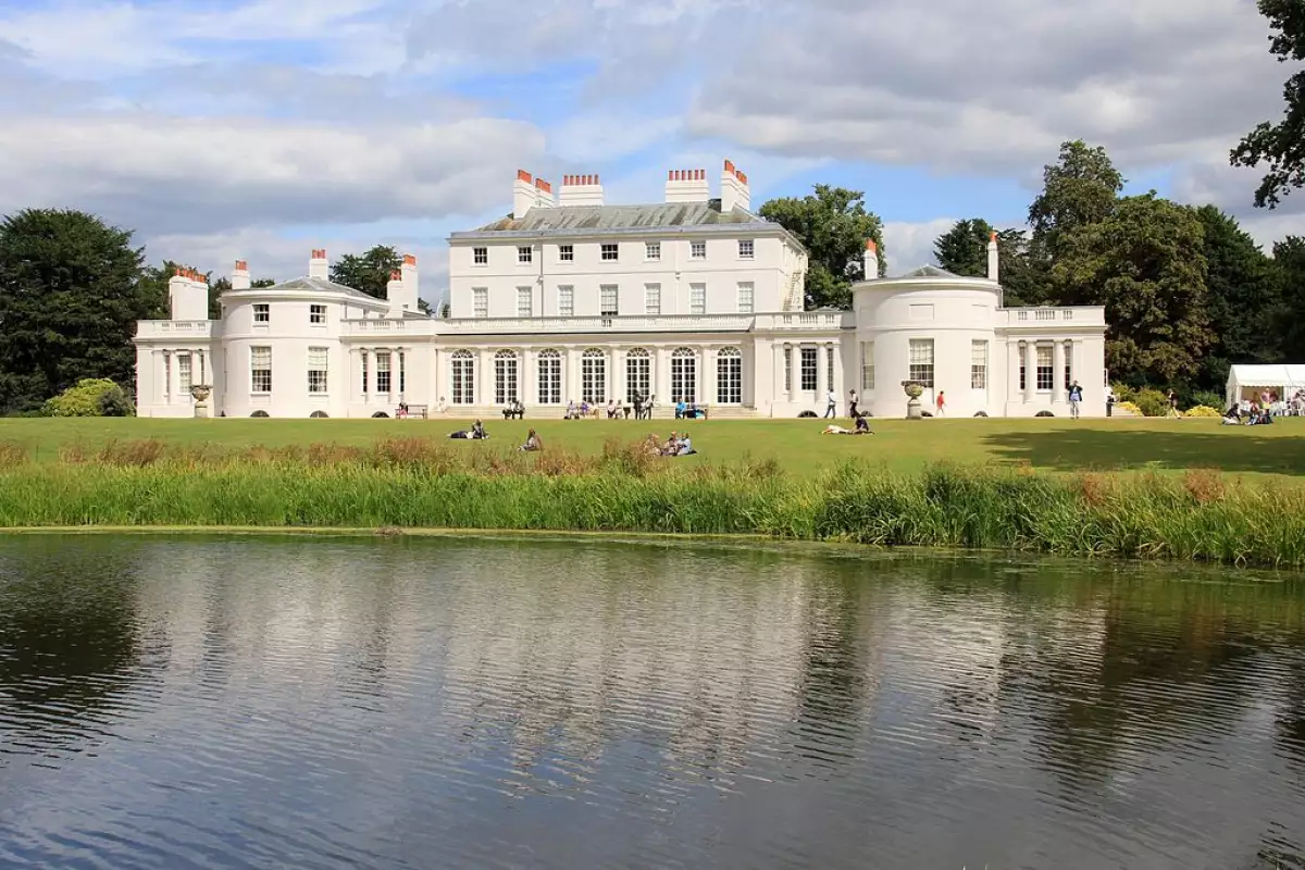 Este es el paisaje que rodeará la vida de estos royals. (Foto: Wikimedia Commons)