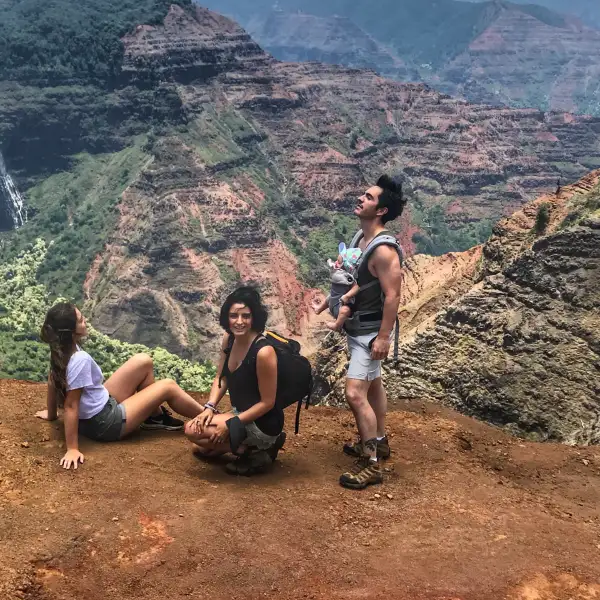 aislinn-derbez.jpg