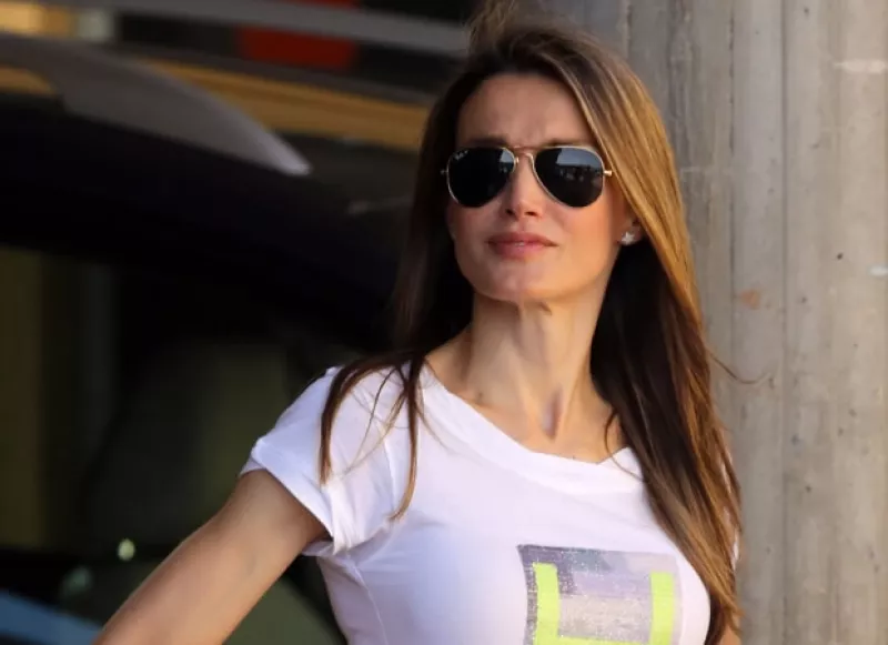 Medios españoles califican de inminente la separación de la pareja real, sin embargo con tanto en juego, vemos difícil que aunque tuvieran una crisis llegaran a separarse.