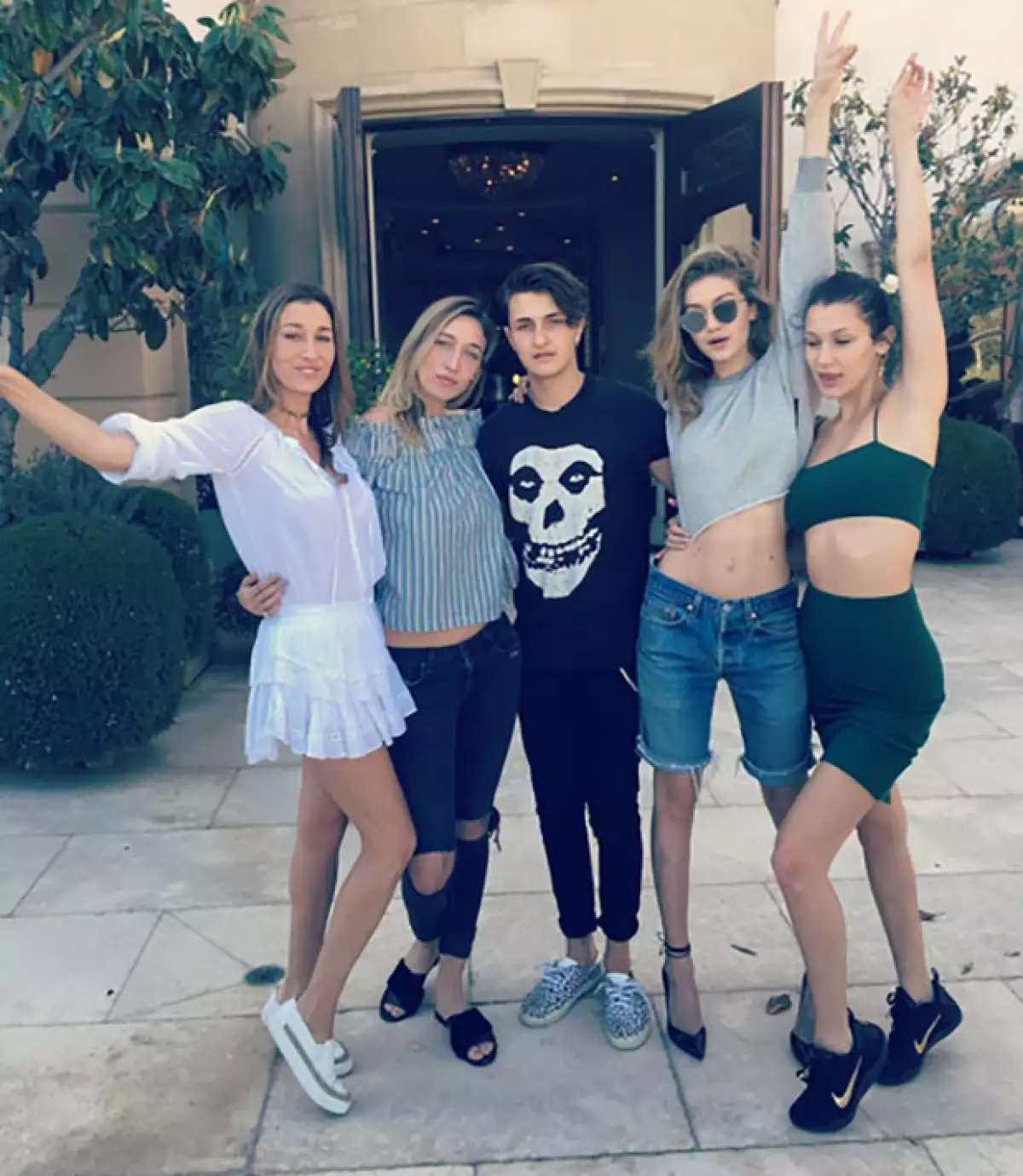 La modelo cumple años hoy, pero desde ayer comenzó a celebrarlos con su familia.