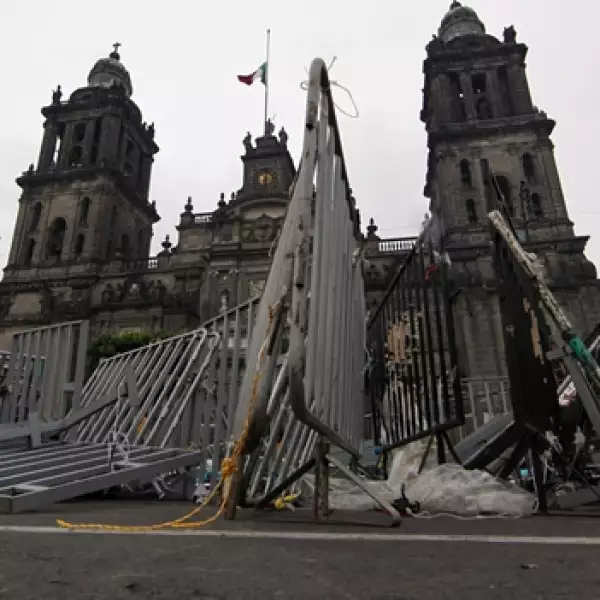 Limpieza del Zócalo3