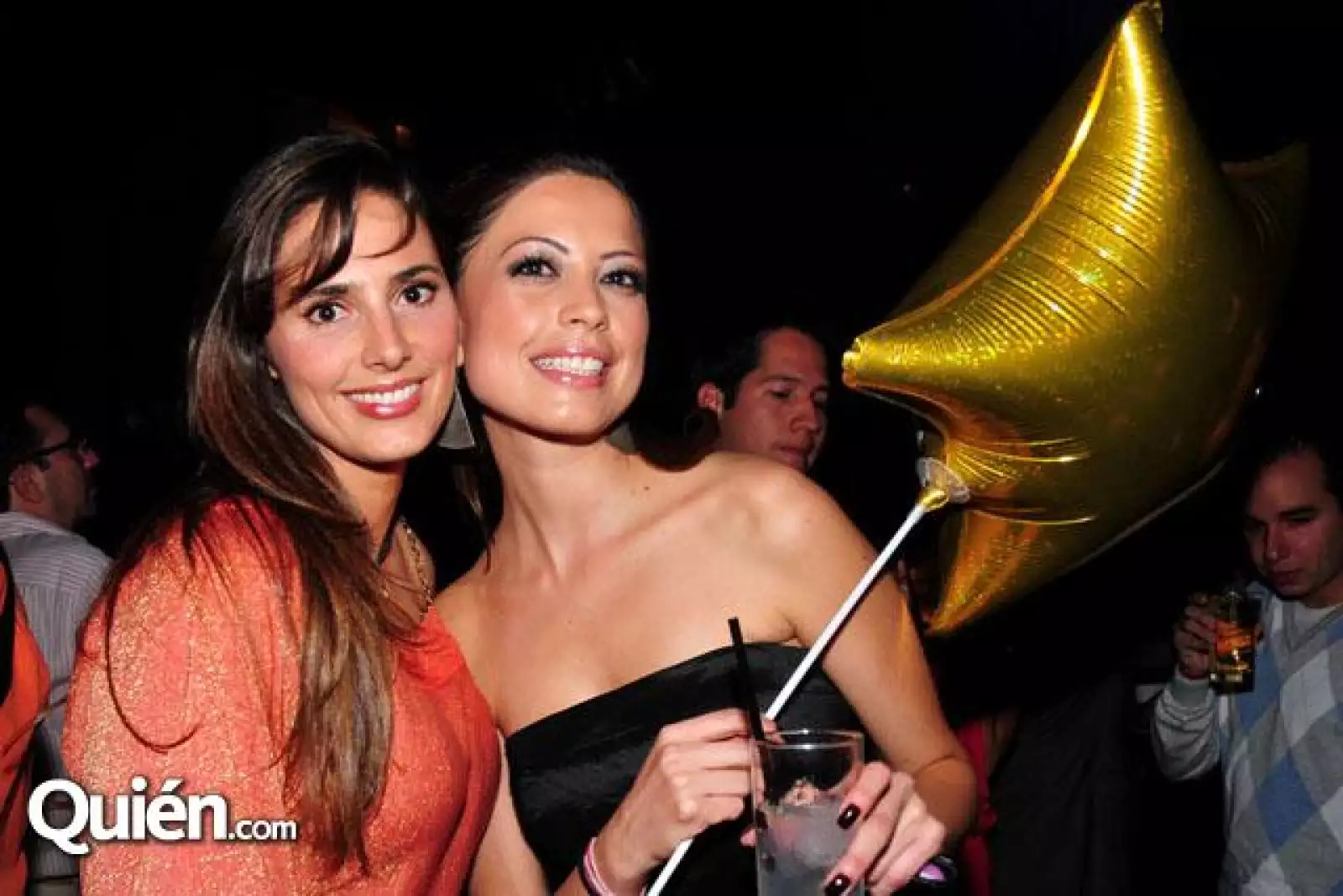 CLUB 55 CELEBRA JANAINA JACQUES Y LORENA GONZALEZ