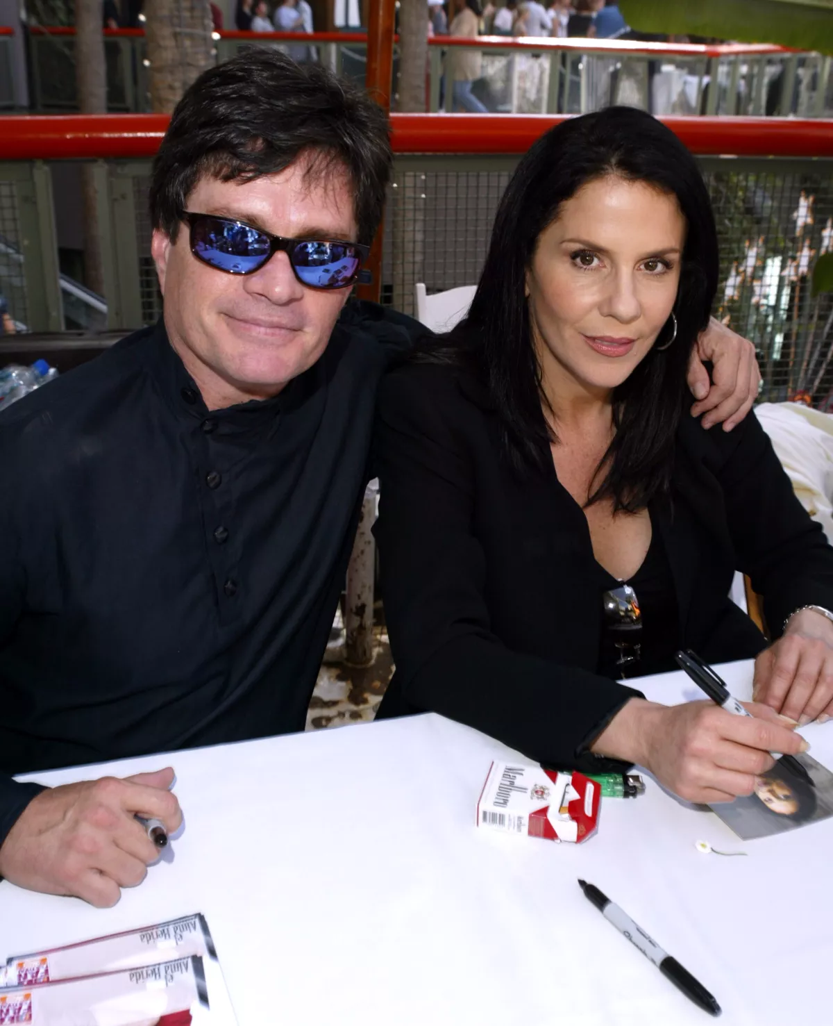 Alejandro Camacho y Rebecca Jones