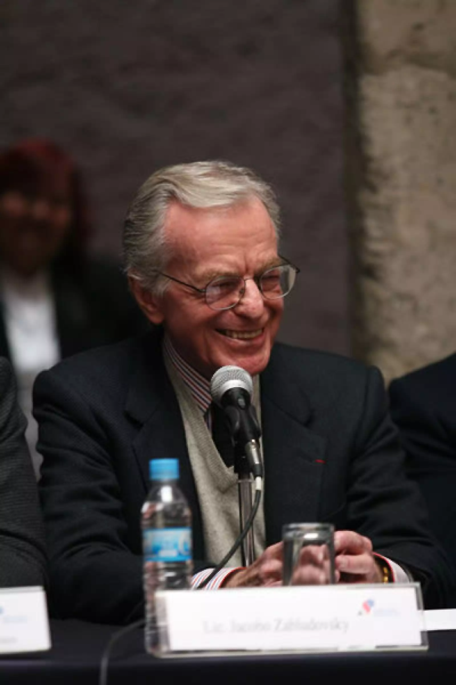 Homenaje a Jacobo Zabludovsky y Leon Davidoff.