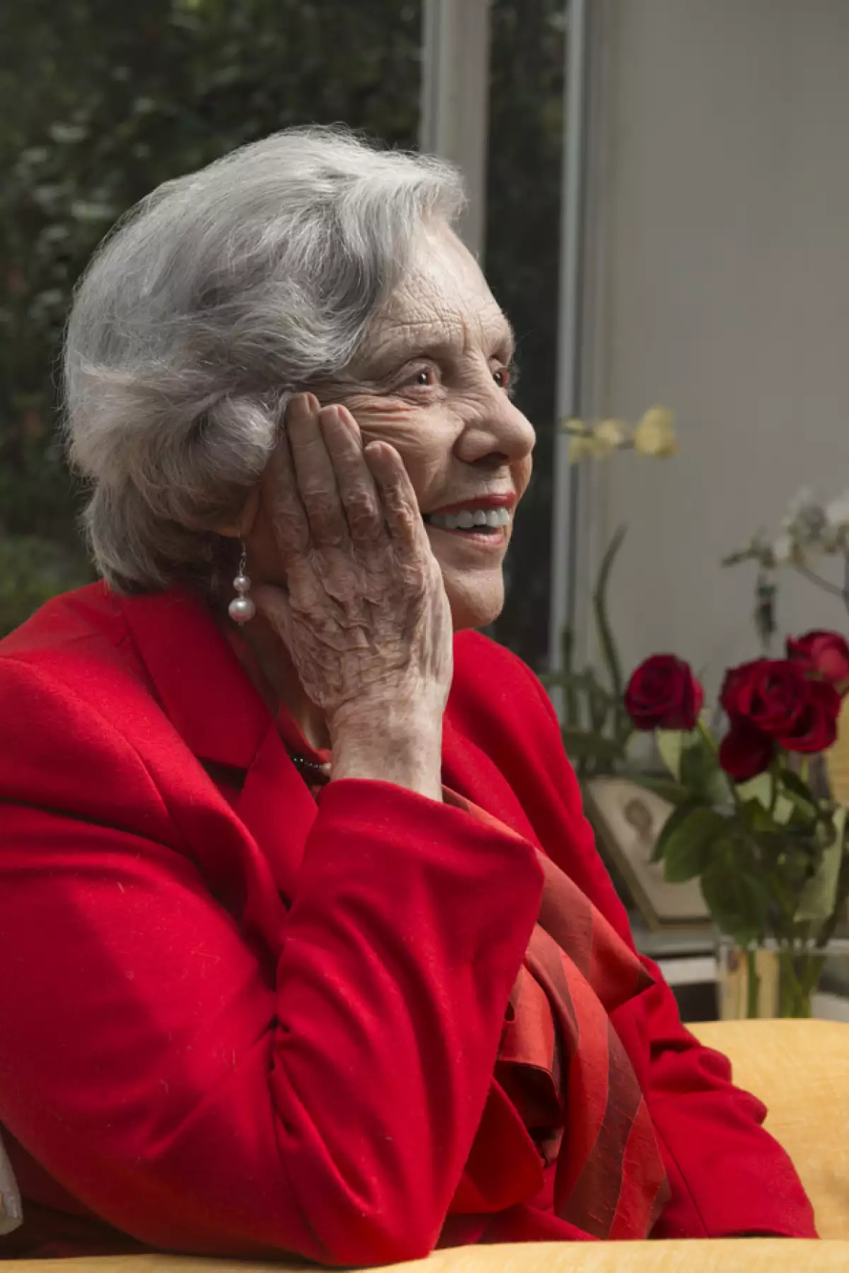 Elena Poniatowska, tan emocionada como el primer día por su nueva novela.