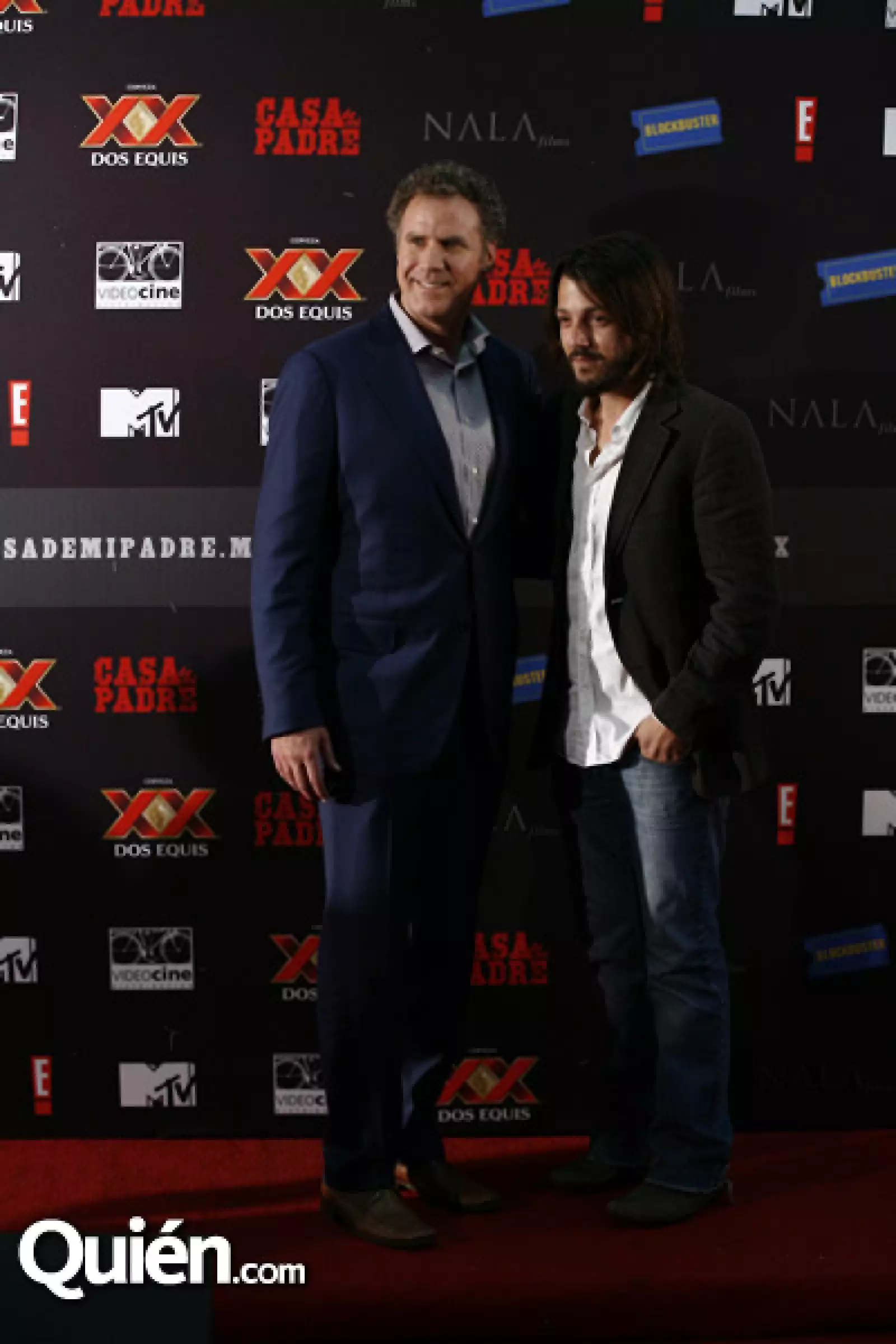 Will Ferrell junto a Diego Luna.